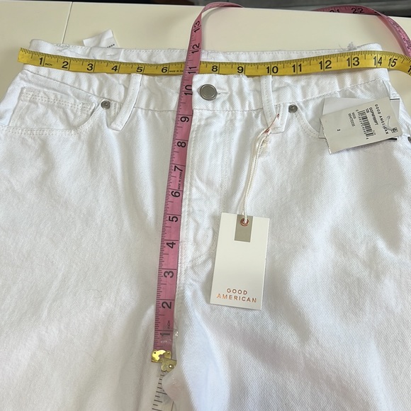 NWT Good American High Waist Distressed White Jeans Size 2/26 - Picture 10 of 12